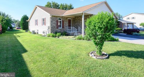 234 Kennedy Ct, Hanover, PA 17331-1366
