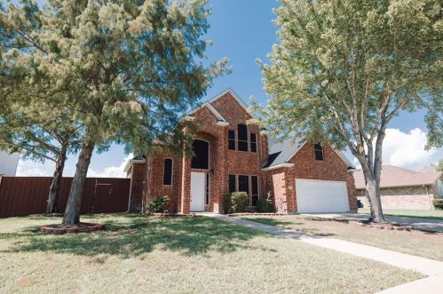 157 Cottonwood Ln, Oak Point TX  75068-5316 exterior