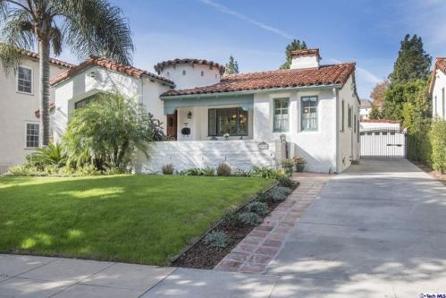1339 Moncado Dr, Glendale, CA 91207-1831