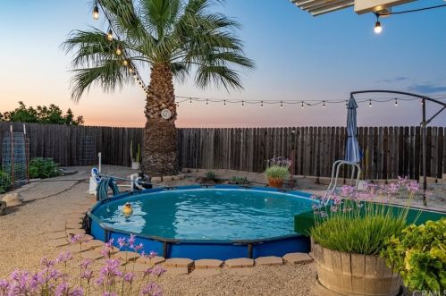 617 Shannon Hill Dr, Lake Nacimiento, CA 93446-1824