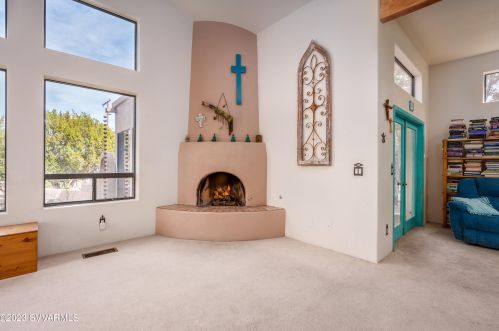 105 Castle Rock Trl, Sedona AZ 86336-6820 exterior