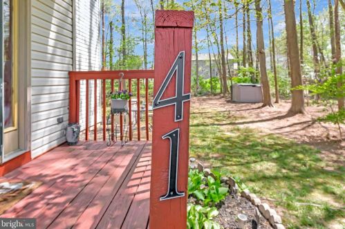 41 Mahopac Dr, Bear, DE 19701-3819