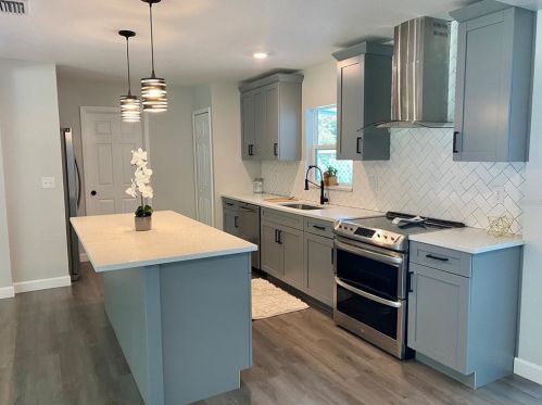 1599 Avenue E, Winter Haven, FL 33881-4323