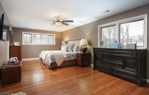 1364 Graymill Dr, Scotch Plains NJ  07076-4725 exterior