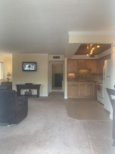 1815 Fairview Villas Dr, West Palm Beach, FL 33406-6656