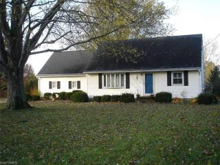1160 Highland Ave, Brunswick, OH 44212-2817