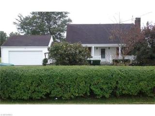 7640 Easton St, Fairhope, OH 44641-9056