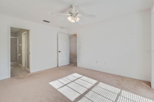 4641 Marsh Harbor Dr, Tavares FL  32778-4764 exterior