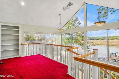 1089 Otter Cir, Beaufort SC  29902-5861 exterior