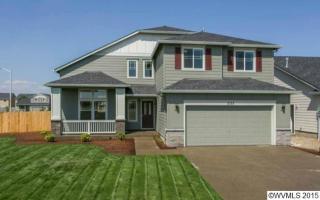 3296 Oxford St, Woodburn, OR 97071-4561