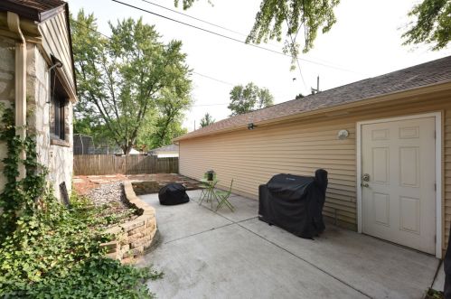 2964 82, Milwaukee WI 53219-2707 exterior