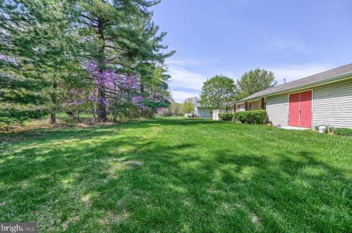 32 Beechwood Dr, Charnita PA  17320-9207 exterior