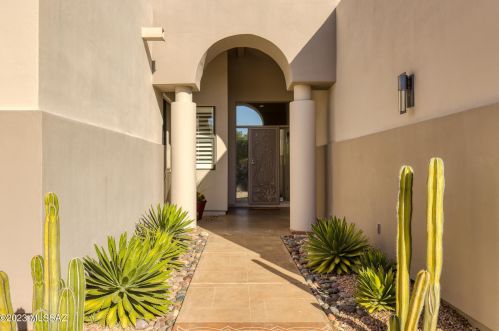 9873 Fire Agate Pl, Tucson, AZ 85749-8167
