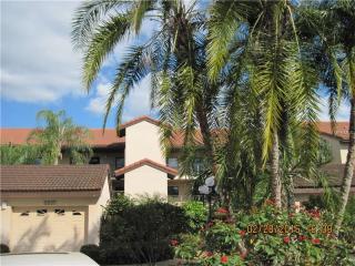 5523 Ashton Lake Dr, Sarasota, FL 34231-6256