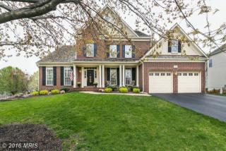 1332 Moore Pl, Leesburg, VA 20175-5816
