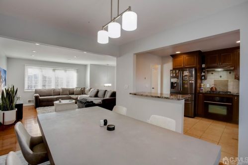 1897 Bell Pl, South Plainfield NJ  07080-1921 exterior