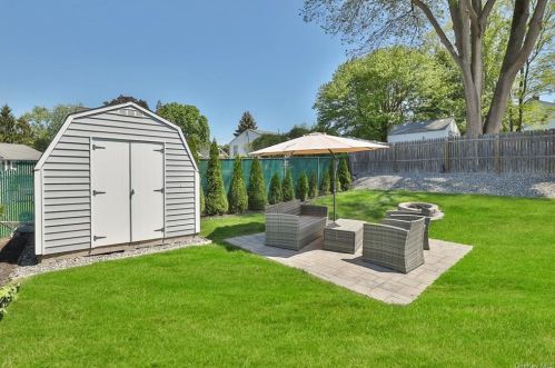 179 Astor Ave, Hawthorne NY  10532-1852 exterior