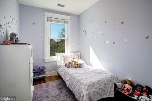 722 K St, Washington DC 20002-3637 exterior