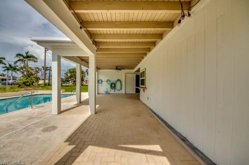 208 43 Ter, Cape Coral FL  33904-8425 exterior