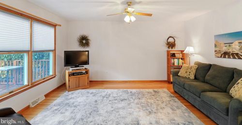 14 Huntington Cir, Dover DE  19904-9611 exterior