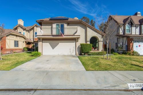 19859 Emmett Rd, Santa Clarita, CA 91351-4801