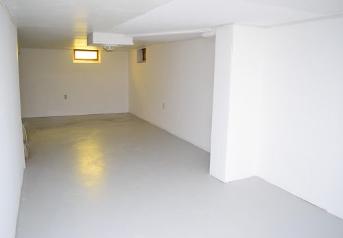 215 Moreland Blvd, Waukesha WI  53188-2464 exterior