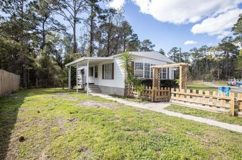 14818 14th Street Rd, Silver Springs, FL 34488-4113