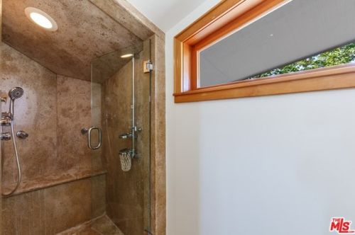 2440 Minard Rd, Topanga CA  90290-3402 exterior