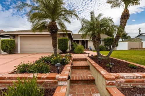 828 Glendora Ave, Orange, CA 92865-2844