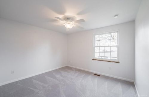 180 Woburn Farm Cir, Englewood OH  45322-3425 exterior