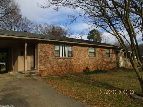 5606 Applewood Dr, North Little Rock, AR 72118-3662