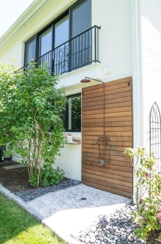 20 Hidden Brook Dr, Brookfield Center CT  06804-1306 exterior