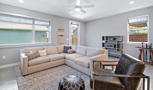 5341 Anita St, Dallas TX 75214-2706 exterior