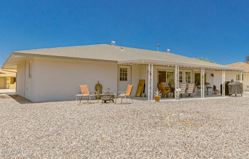 10817 Tropicana Cir, Sun City AZ  85351-2131 exterior