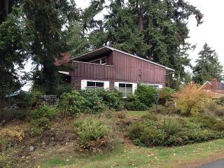 4720 100th St, Seattle, WA 98125-8134