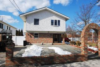 23333 41st Ave, Long Island City, NY 11363