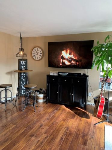 4682 Warner Ave, Huntington Beach, CA 92649-3993