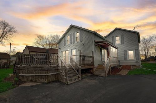 2521 Wisconsin St, Sturtevant, WI 53177-1825
