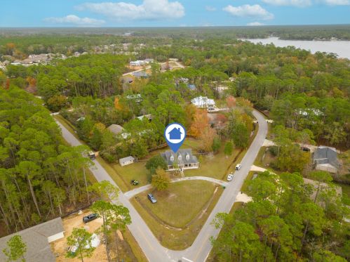 37 Magnolia Dr, Freeport FL  32439-3657 exterior