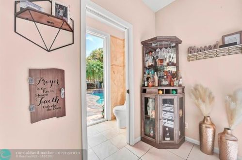 1578 191st Ave, Hollywood FL  33029-6149 exterior