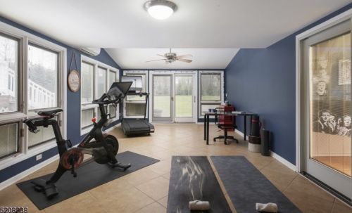 1364 Graymill Dr, Scotch Plains NJ  07076-4725 exterior