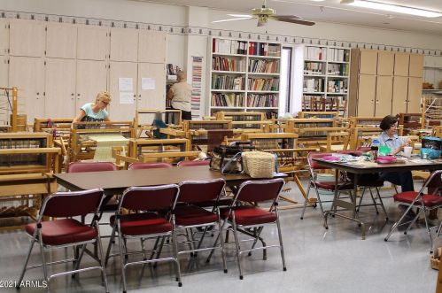 9906 Spruce Dr, Sun City AZ 85351-1958 exterior