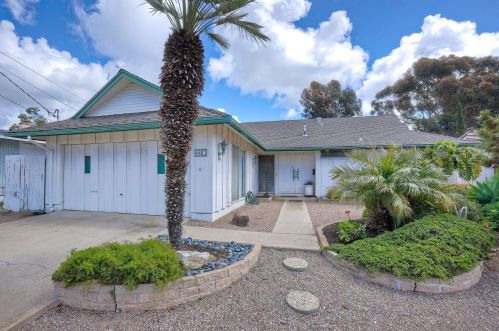 4461 Berwick Dr, San Diego, CA 92117-4226