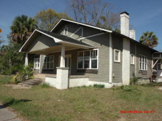 1010 8th Ave, Graceville, FL 32440-2324