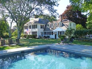 264 Taugwonk Rd, Stonington, CT 06378-1806