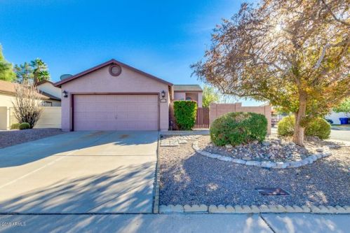 4219 Contessa St, Mesa, AZ 85205-7075