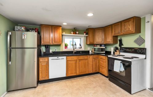 44 Stanhope Ave, Keene NH  03431-1576 exterior