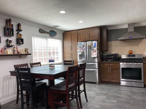 2328 Division St, National City, CA 91950-1932