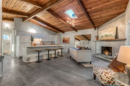 12321 58th Ave, Puyallup, WA 98373-4439