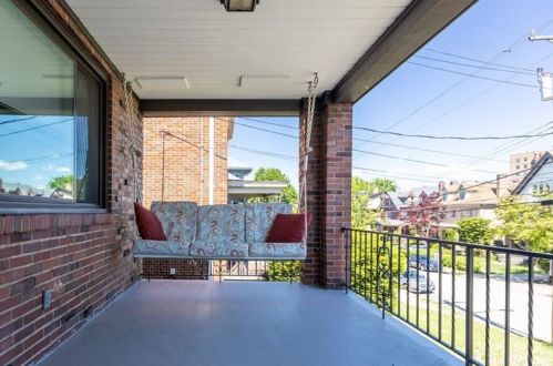 6338 Darlington Rd, Pittsburgh, PA 15217-1836